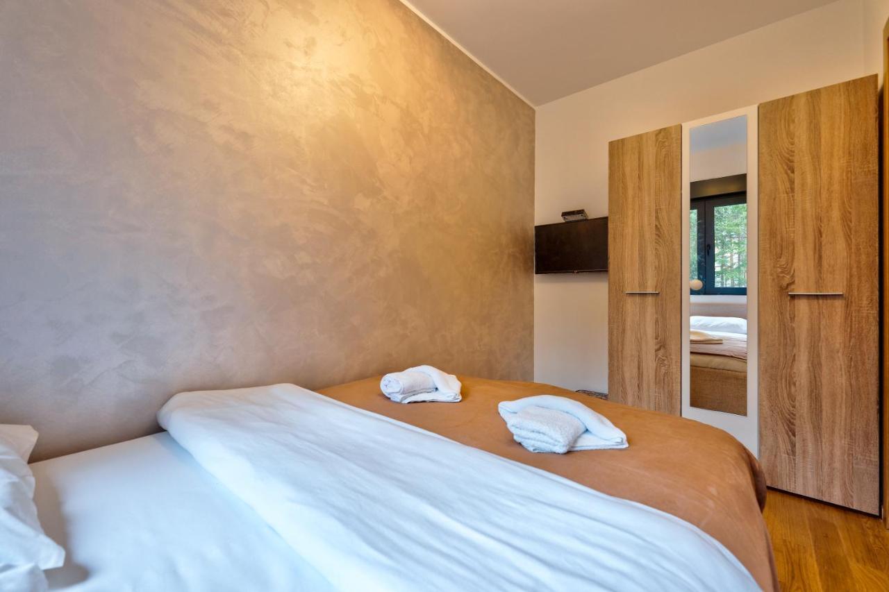 Apartment Imperial In Vila Pekovic Green 즐라티보 외부 사진