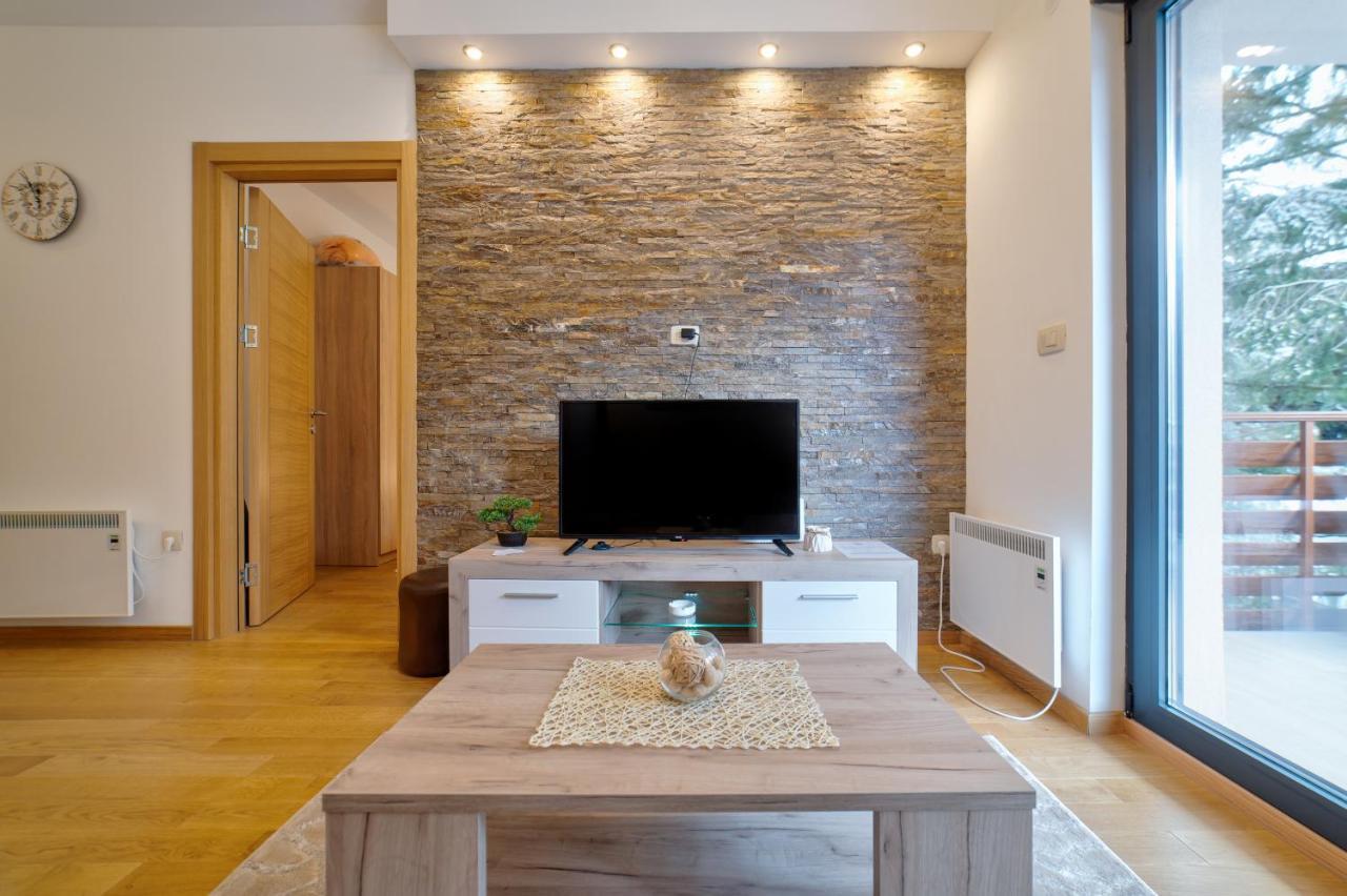 Apartment Imperial In Vila Pekovic Green 즐라티보 외부 사진